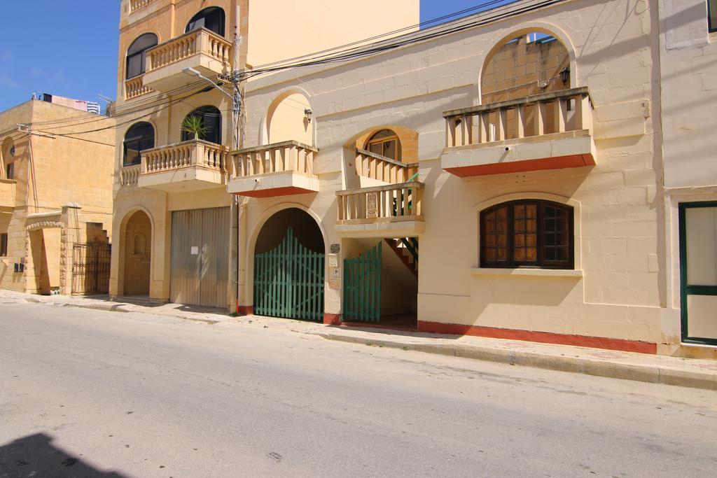 Mystic Flower B&B Birbuba Exterior foto